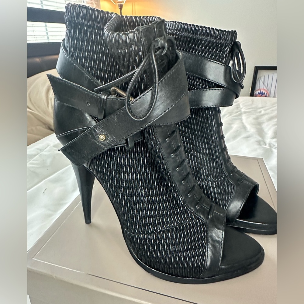 BCBGMaxAzria Black Textured Open Toe Heels